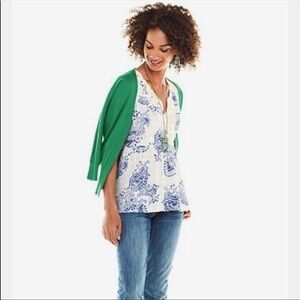 cabi • veranda lace trim paisley sleeveless top style #5223